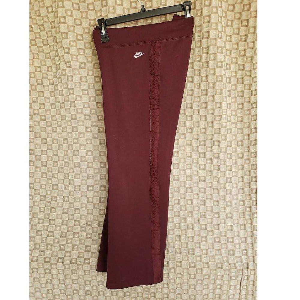 Nike Women's Petite Jogging Lounge Pants Burgundy Small - Picture 2 of 6